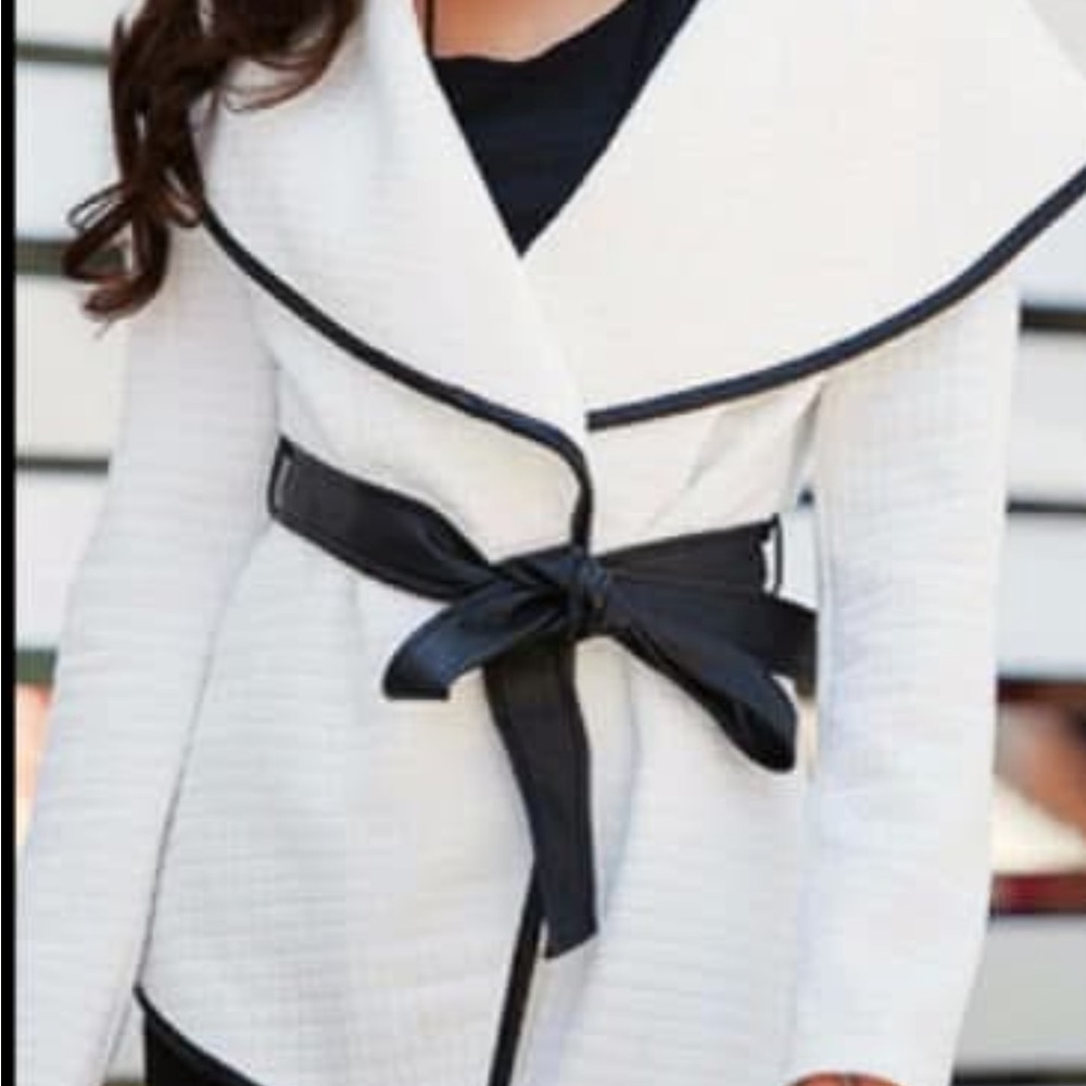 Xtaren White Quilted Jacker with Black Trim